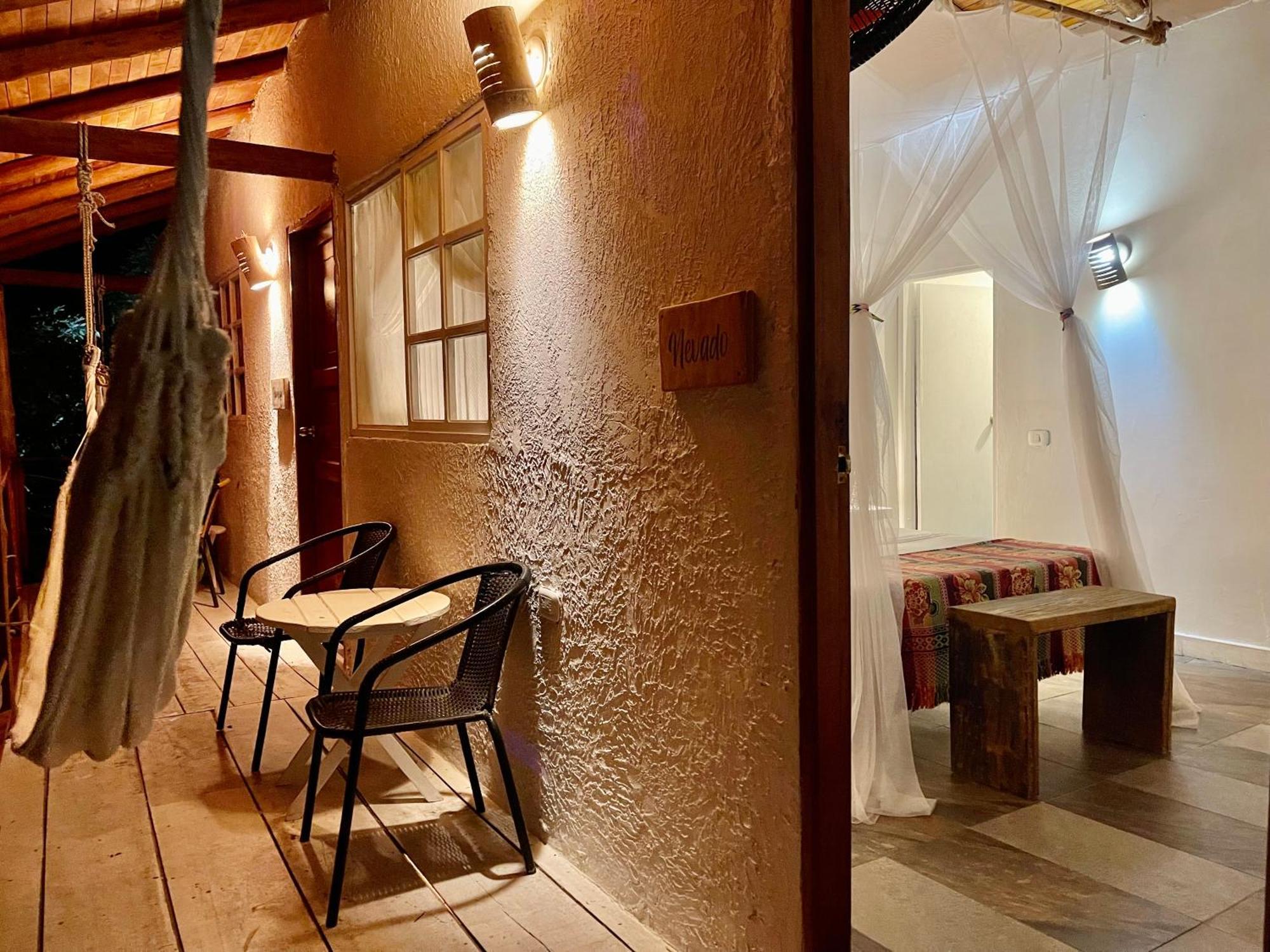 Kawabonga Hotel Паломино Екстериор снимка